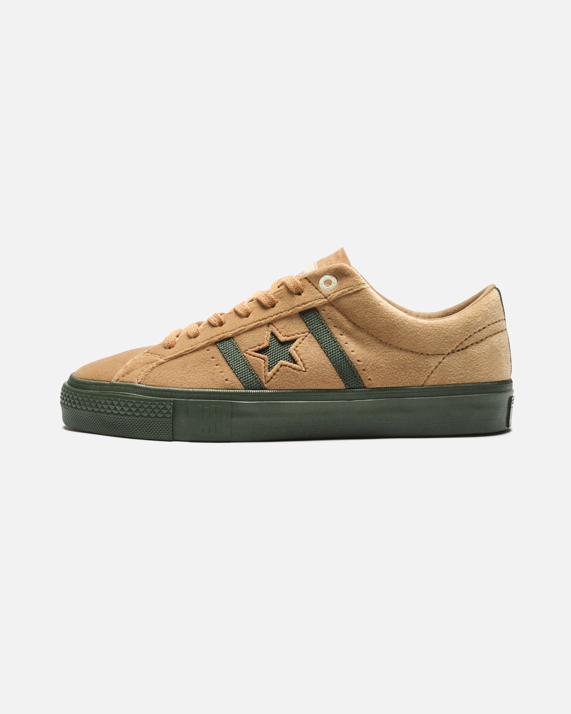 UNDEFEATED X CONVERSE ONE STAR ACADEMY PRO OX - BROWN -